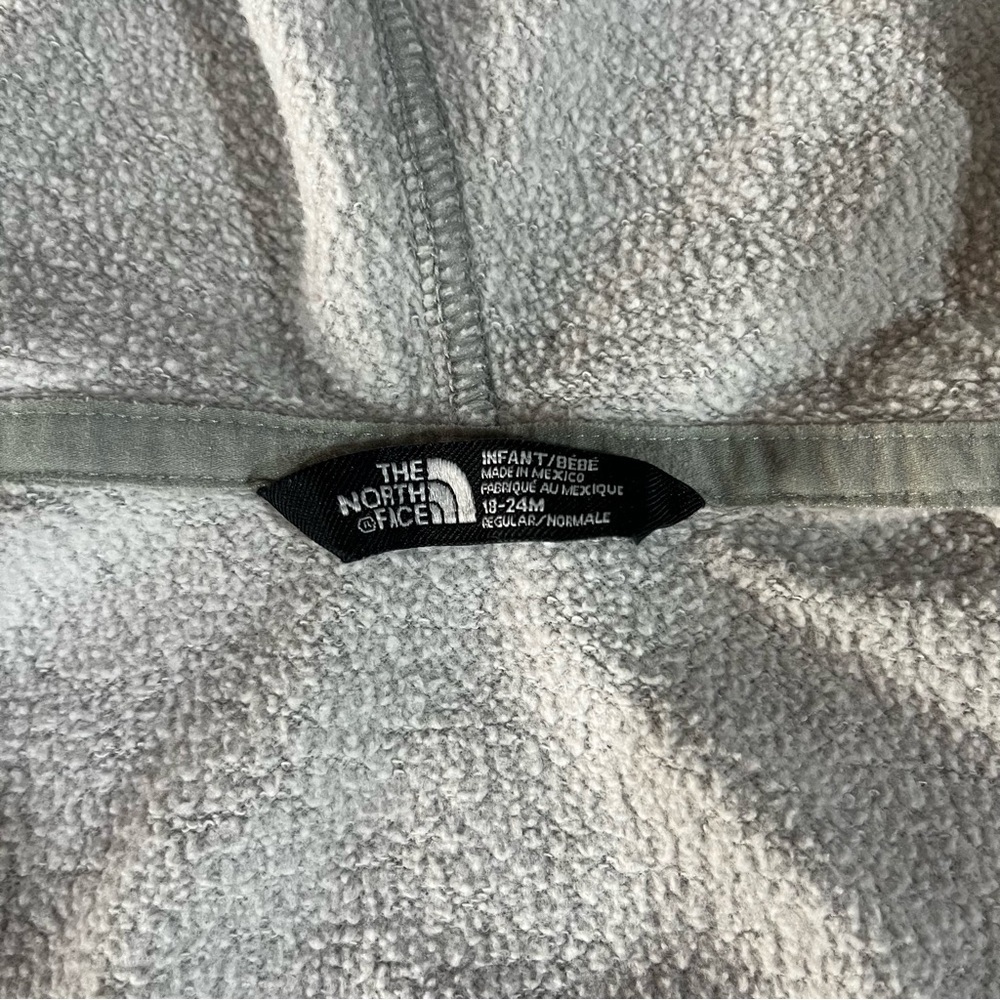 The North Face Kids Light Gray Hoodie Unisex 12-18 months - Picture 6 of 9